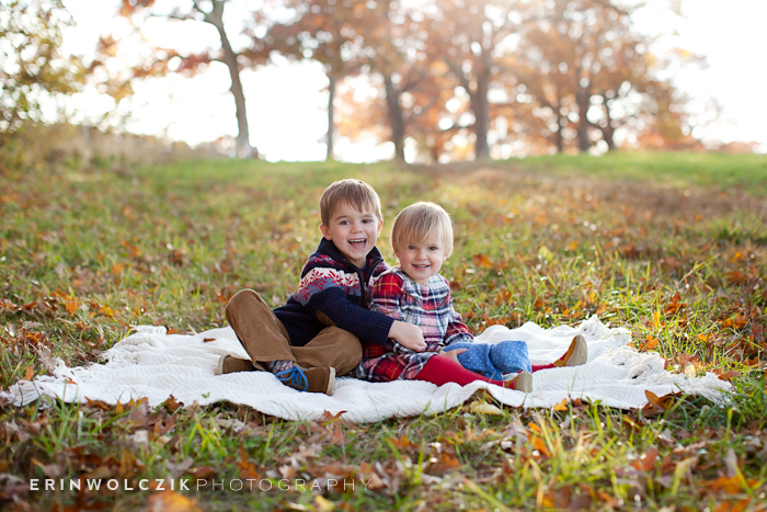 fall perfection . family photo session . grafton, ma | Erin Wolczik